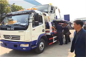 永安汽车道路救援拖车价格